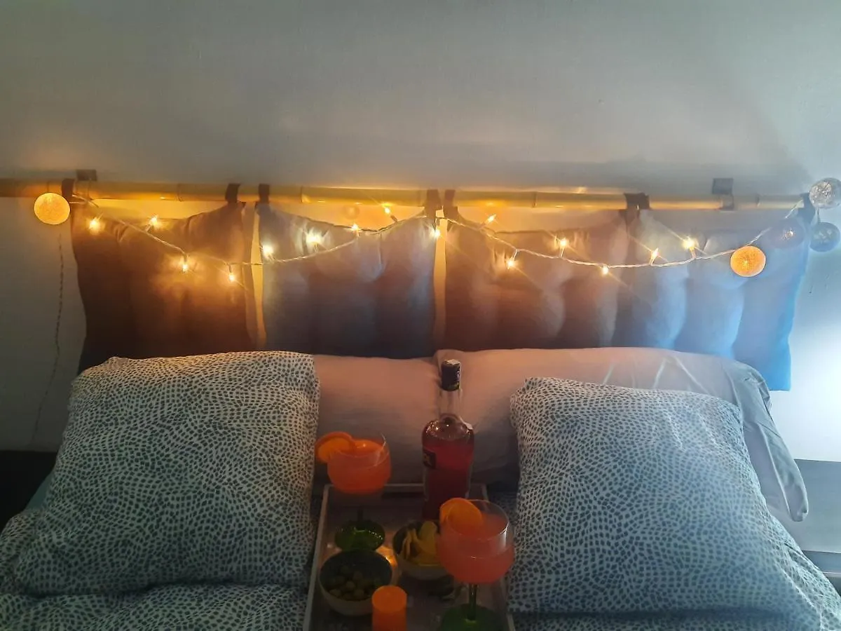 Sun & Surf Loft, Near Main Street And Beach, Wifi Fiber, Winter Garden With Sea View Corralejo Apartment