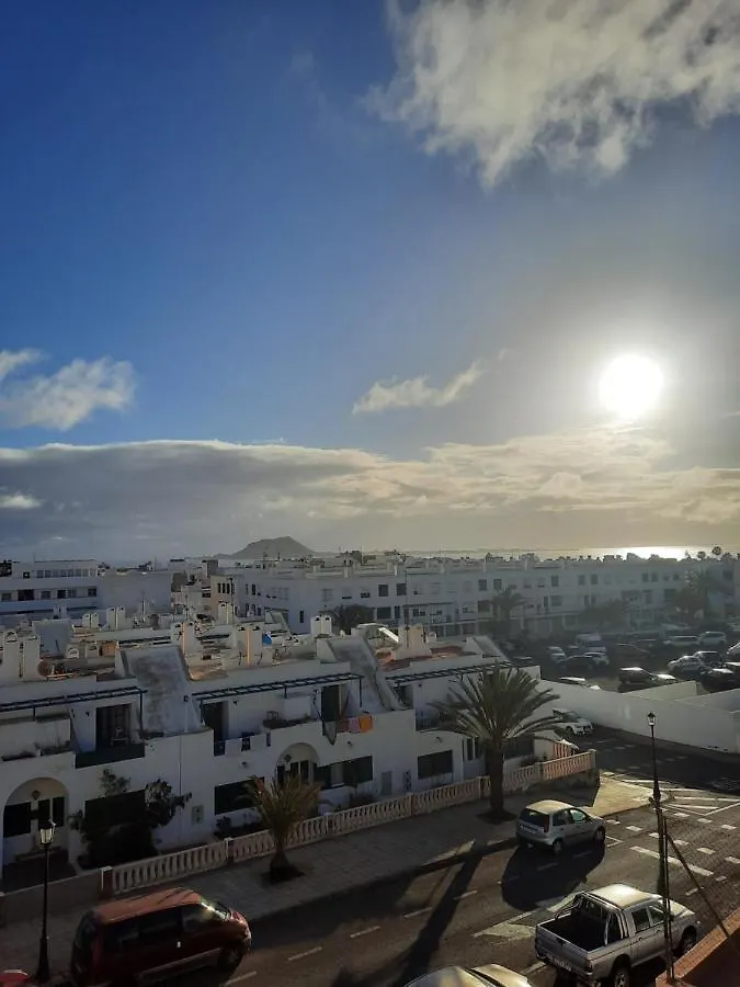 Apartment Sun & Surf Loft, Near Main Street And Beach, Wifi Fiber, Winter Garden With Sea View Corralejo
